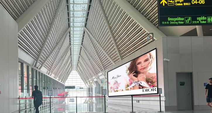 柬埔寨機(jī)場(chǎng)廣告