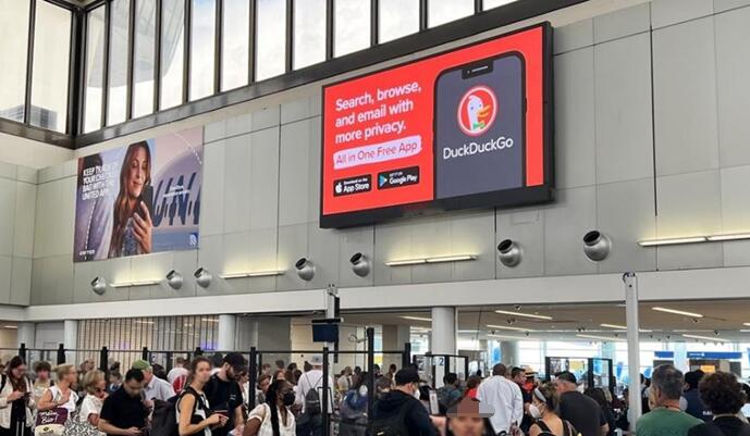 紐約機(jī)場廣告