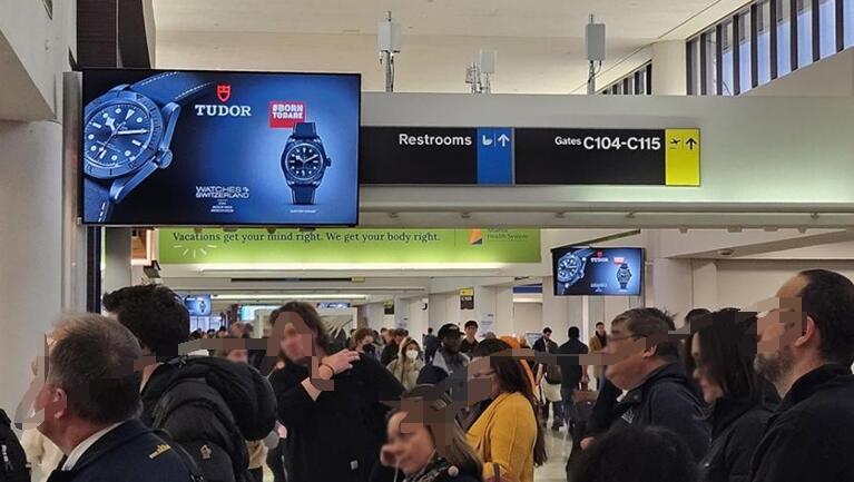 紐約機(jī)場廣告