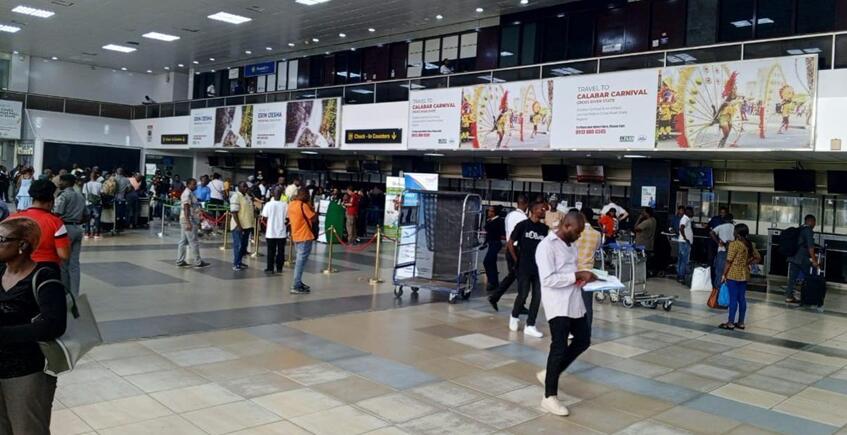 尼日利亞機場廣告